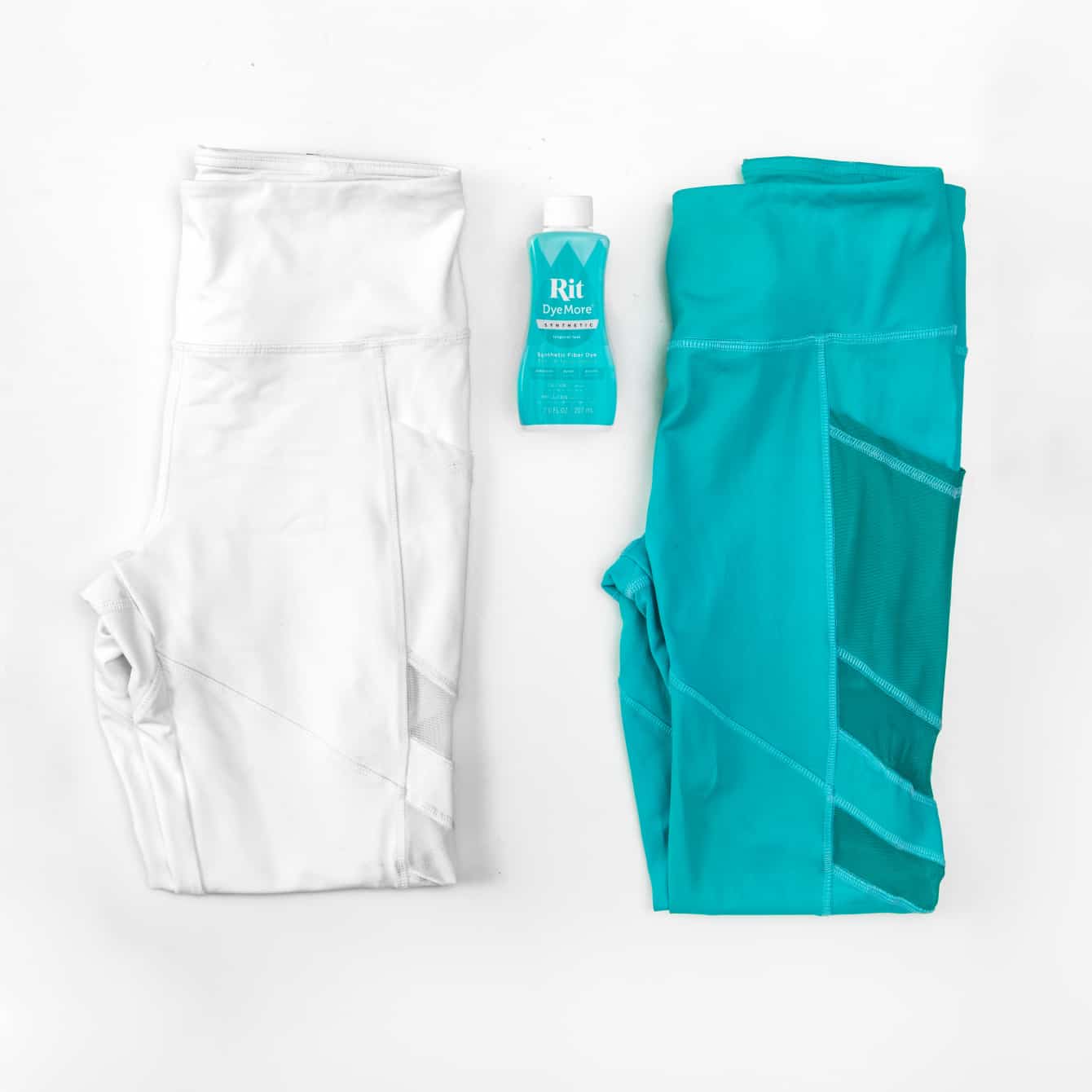 Tropical Teal DyeMore for Synthetics Liquid Dye - Image 3